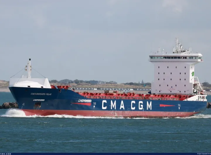 Photo of CONTAINERSHIPS POLAR
