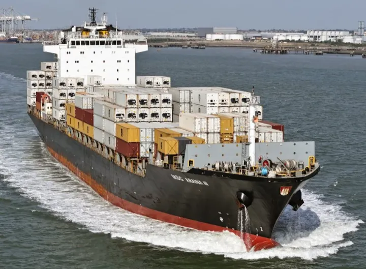 Photo of MSC ARAINA III