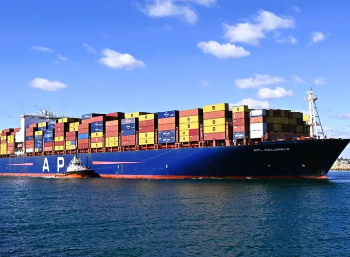 Photo of APL COLUMBUS