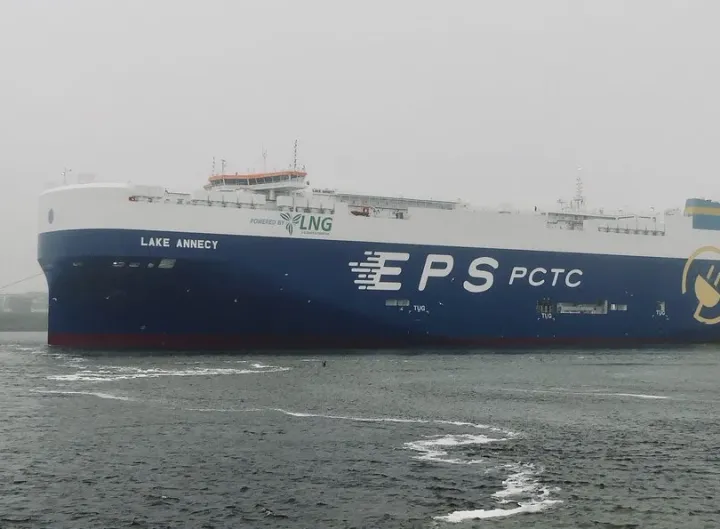 Photo of LAKE ANNECY