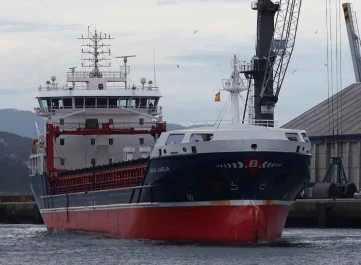 Photo of MANISA AMELIA