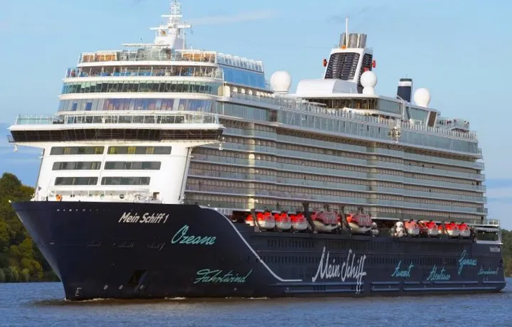 Photo of MEIN SCHIFF 1