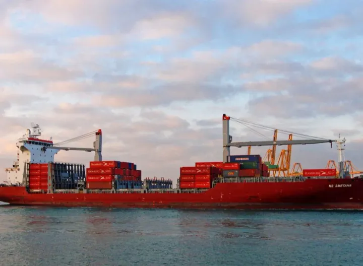 Photo of CMA CGM SUEZ