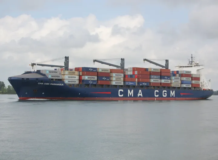 Photo of CMA CGM PARANAGUA