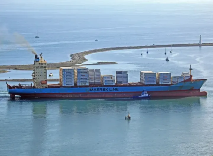 Photo of JOSEPHINE MAERSK