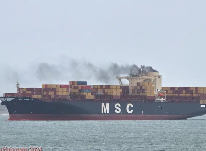 Photo of MSC YORK VII