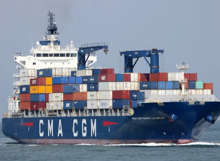 Photo of CMA CGM SAINT LAURENT