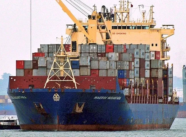 Photo of MAERSK NUSANTARA